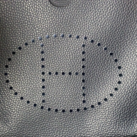 🍊 Hermes Evelyne III PM Color Bleu Nuit PHW - Picture 3 of 14